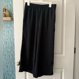 H&M dark Blue wide leg flowy pants ankle length